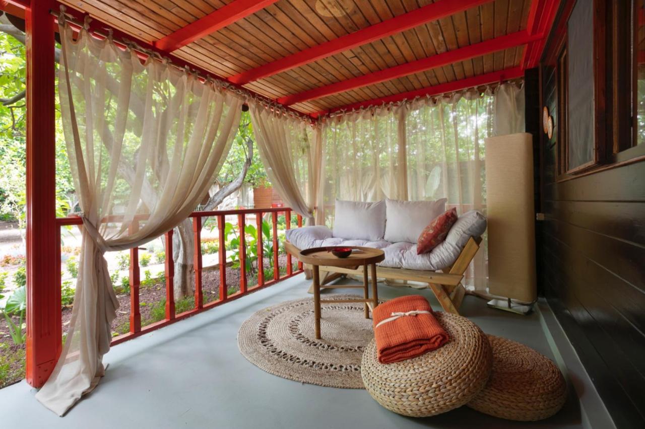 Gayb-I Bungalows By Naturelife - Free Access To Beach Чирали Екстер'єр фото
