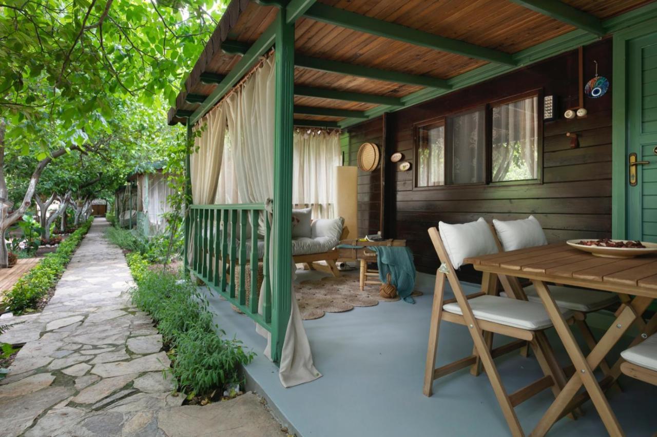 Gayb-I Bungalows By Naturelife - Free Access To Beach Чирали Екстер'єр фото